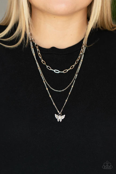 Bountiful Butterflies - White ♥ 1E5