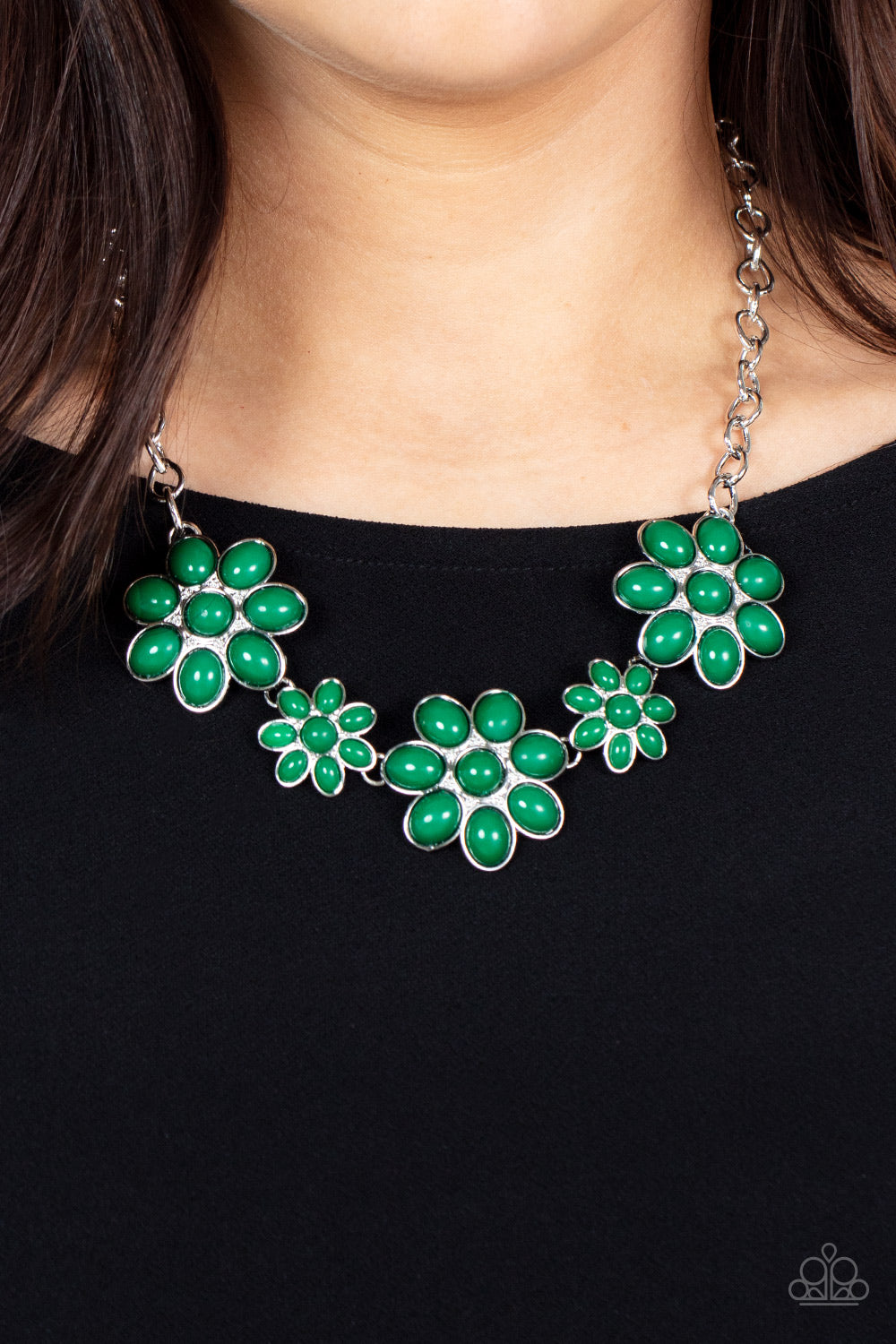 Flamboyantly Flowering - Green 1E5