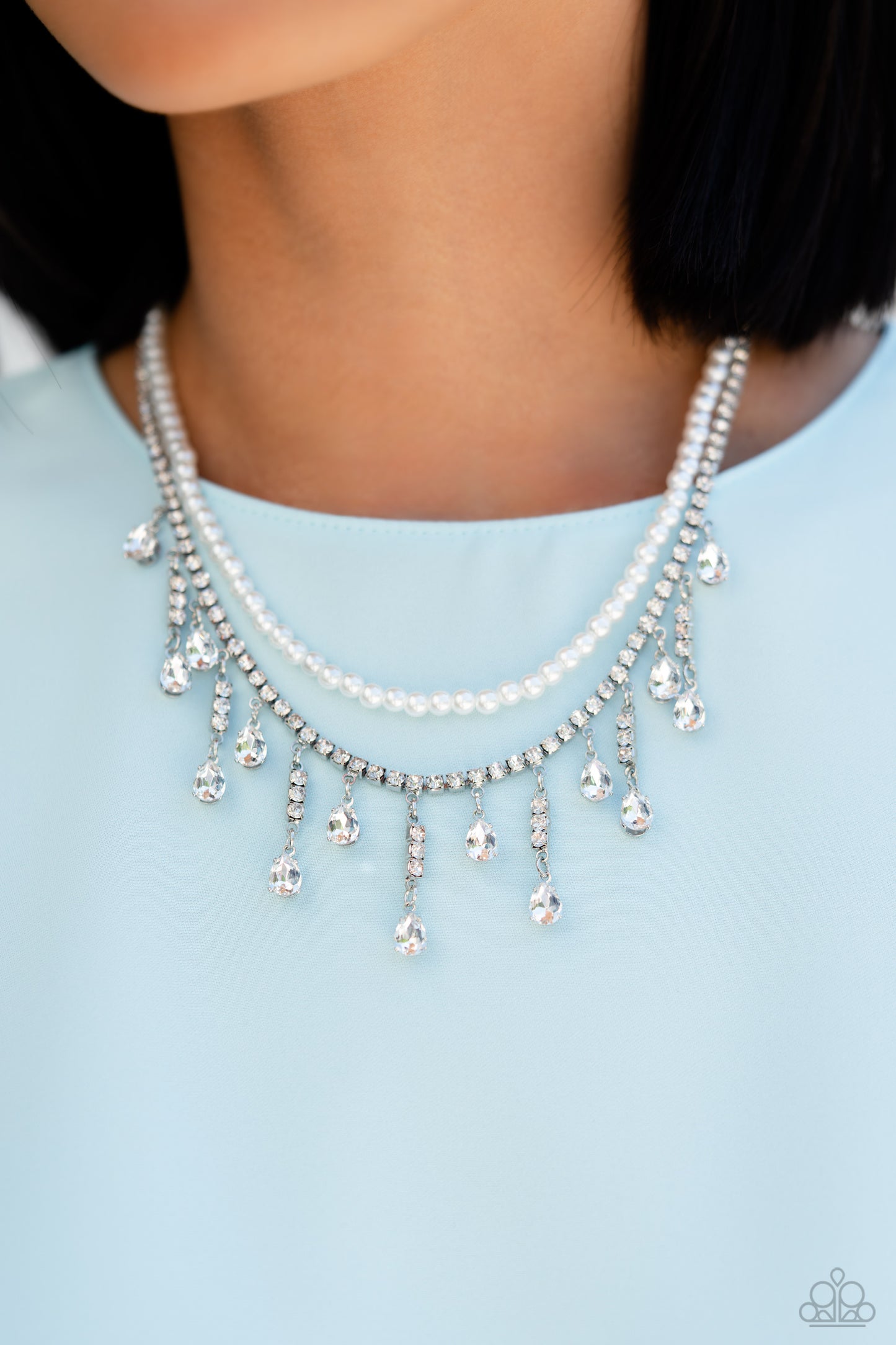 Lessons in Luxury - White 1E4